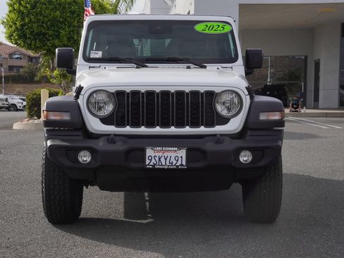 Used 2025 Jeep Wrangler Unlimited Sport AWD/4WD image 9