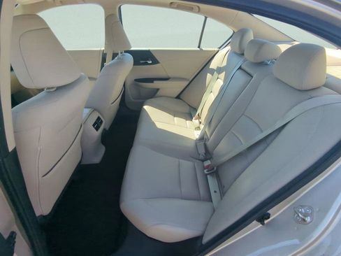 Used 2015 Honda Accord EX-L image 2