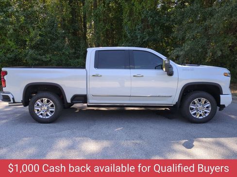 New 2026 Chevrolet Silverado 2500 High Country w/ Technology Package AWD/4WD image 3