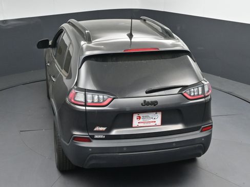 Used 2020 Jeep Cherokee Latitude Plus image 34