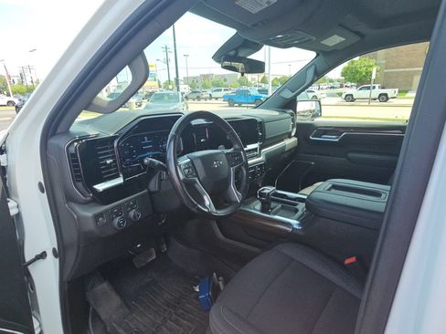 Used 2022 Chevrolet Silverado 1500 RST AWD/4WD image 22