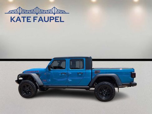 Used 2023 Jeep Gladiator Mojave w/ Trailer Tow Package AWD/4WD image 4