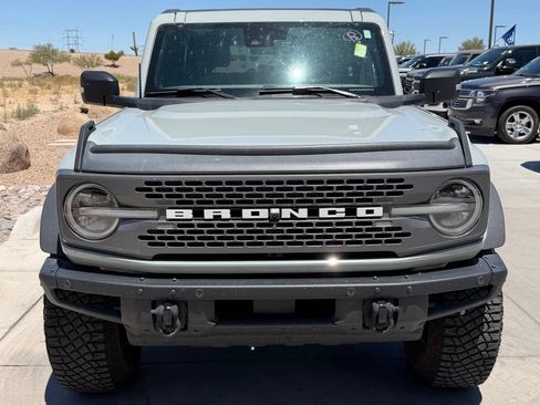 Used 2023 Ford Bronco Badlands AWD/4WD image 3