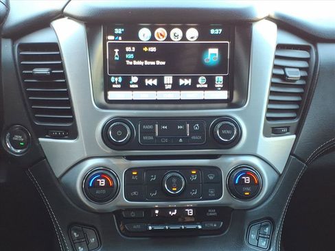 Used 2018 GMC Yukon SLT image 6