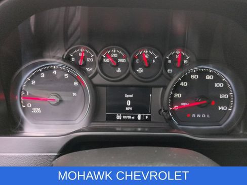 Used 2019 Chevrolet Silverado 1500 Custom Trail Boss w/ Custom Convenience Package AWD/4WD image 13