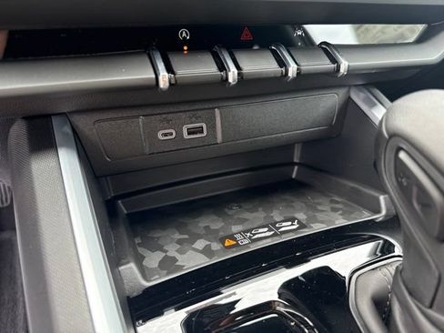 New 2026 Chevrolet Colorado Trail Boss AWD/4WD image 29