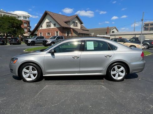 Used 2013 Volkswagen Passat 2.5 SE FWD image 4