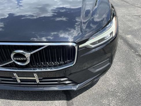 Used 2019 Volvo XC60 T6 Momentum w/ Multimedia Package AWD/4WD image 7