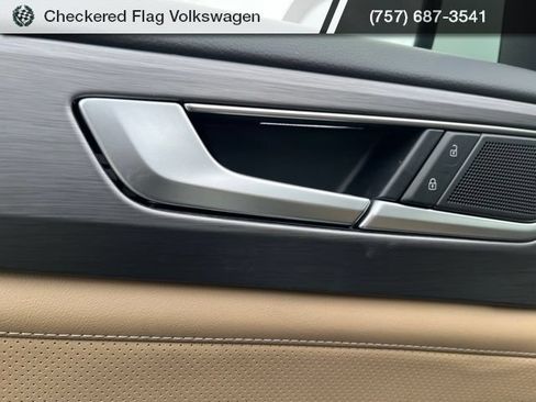 New 2026 Volkswagen Atlas Cross Sport SE AWD/4WD image 18