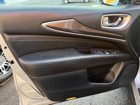 Used 2019 INFINITI QX60 Pure image 14