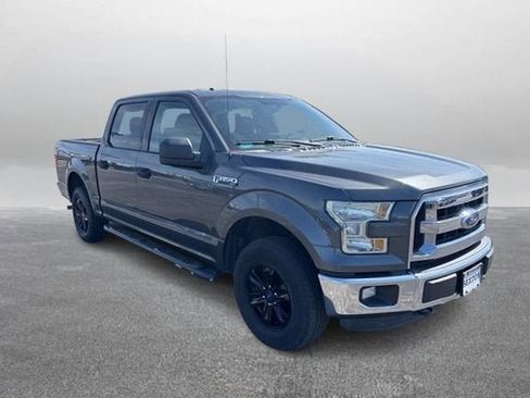 Used 2016 Ford F150 XLT AWD/4WD image 5