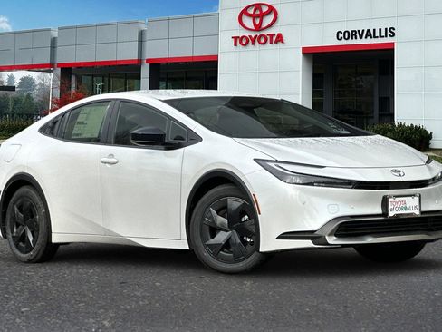 New 2026 Toyota Prius SE image 2