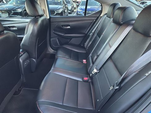 Used 2024 Nissan Sentra SR w/ SR Premium Package image 18