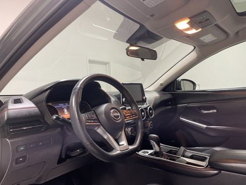 Used 2024 Nissan Sentra SR w/ SR Premium Package image 20