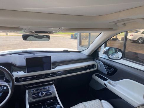 Used 2020 Lincoln Aviator Black Label Grand Touring image 8