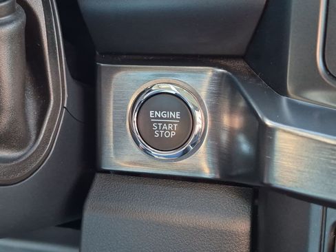 Used 2024 Ford F250 Lariat w/ Sport Appearance Package AWD/4WD image 25
