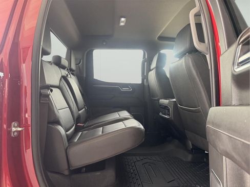 Used 2023 GMC Sierra 1500 SLT w/ SLT Premium Package AWD/4WD image 28