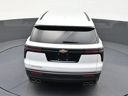 Used 2024 Chevrolet Traverse LS FWD image 15