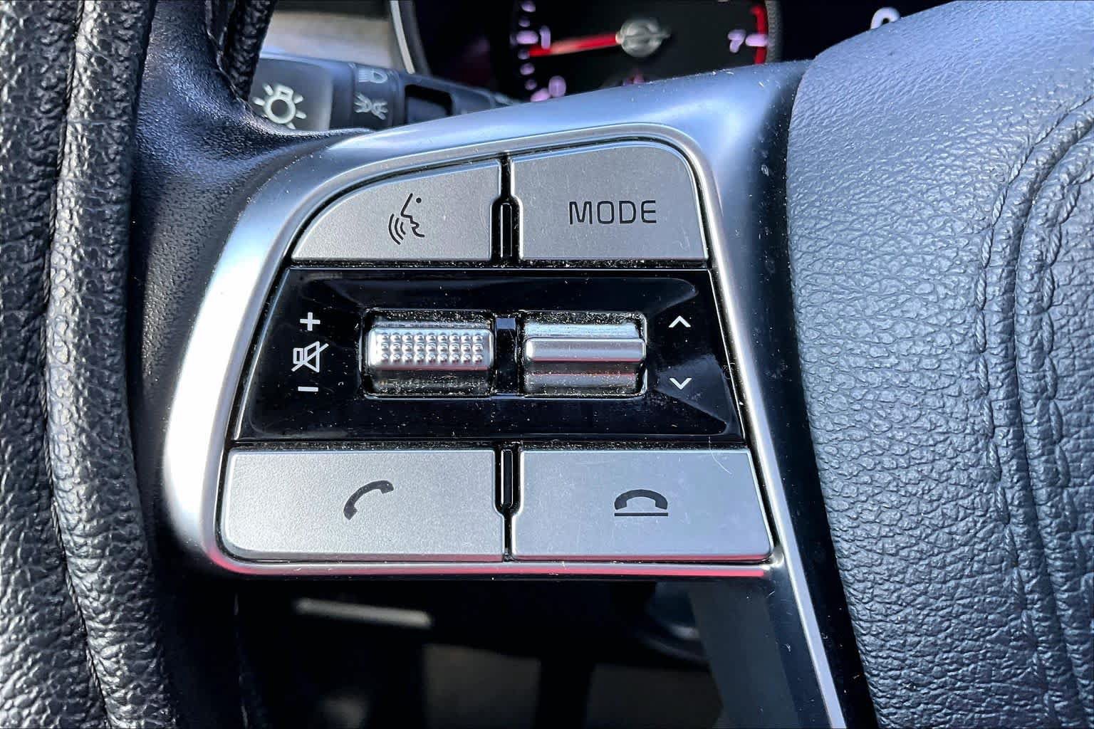 Used 2022 Kia Telluride SX w/ SX Prestige Package AWD/4WD image 21