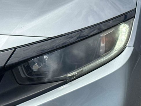 Certified 2021 Honda Civic EX image 10