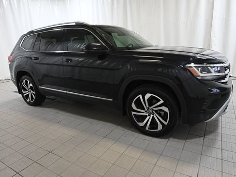 Used 2021 Volkswagen Atlas SEL Premium AWD/4WD image 16