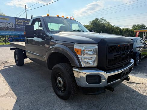 Used 2014 Ford F250 XL w/ Power Equipment Group AWD/4WD image 4