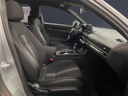 Used 2025 Honda Civic Sport image 15