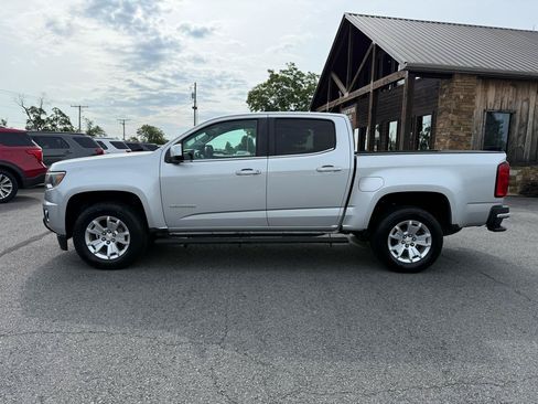 Used 2018 Chevrolet Colorado LT w/ LT Convenience Package RWD image 3