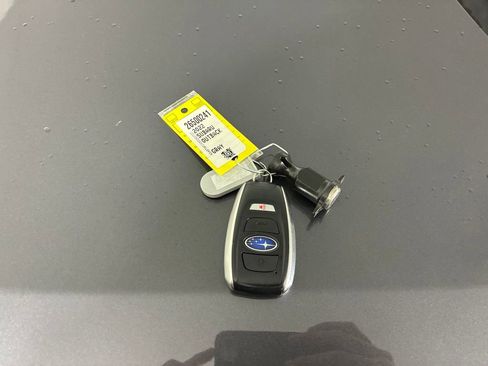 Used 2022 Subaru Outback Premium image 36
