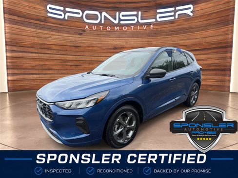 Certified 2023 Ford Escape ST-Line w/ Tech Pack #1 AWD/4WD image 1