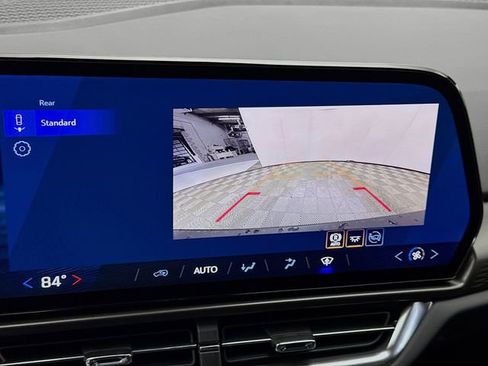 New 2026 Chevrolet Equinox EV LT image 16