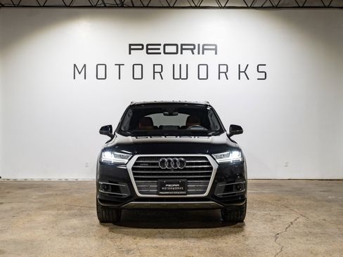 Used 2019 Audi Q7 3.0T Prestige w/ Prestige Package image 3