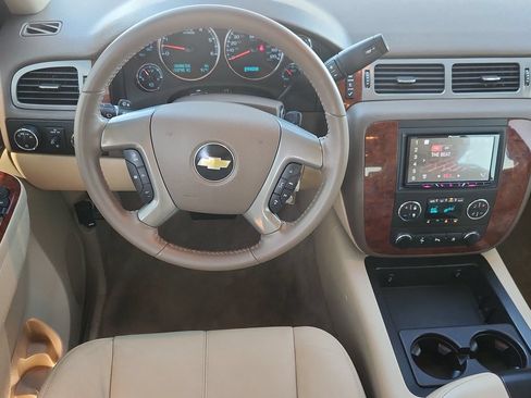 Used 2011 Chevrolet Tahoe LT AWD/4WD image 9