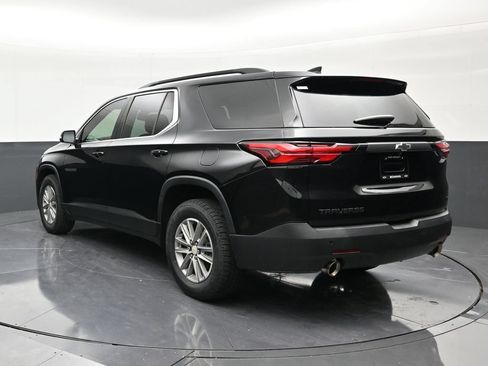 Used 2022 Chevrolet Traverse LT FWD image 3