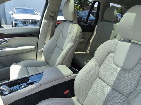 Used 2017 Volvo XC90 T8 Inscription w/ Vision Package AWD/4WD image 15