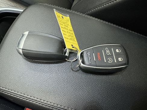 Used 2022 Alfa Romeo Giulia Ti image 29