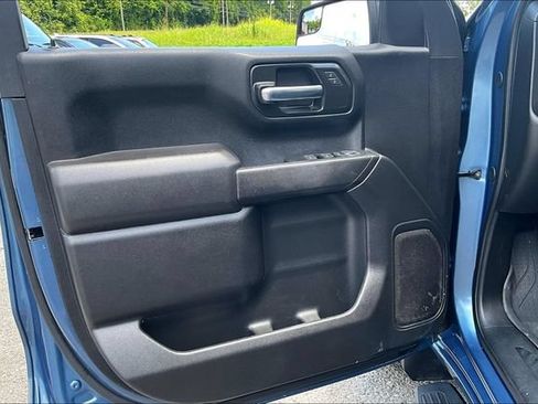 Used 2024 Chevrolet Silverado 1500 Custom AWD/4WD image 17