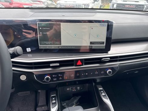 New 2025 Kia Sorento S w/ Panoramic Sunroof Package image 28