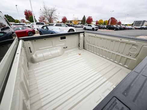 New 2025 Ford Ranger XLT w/ Black Appearance Package image 13