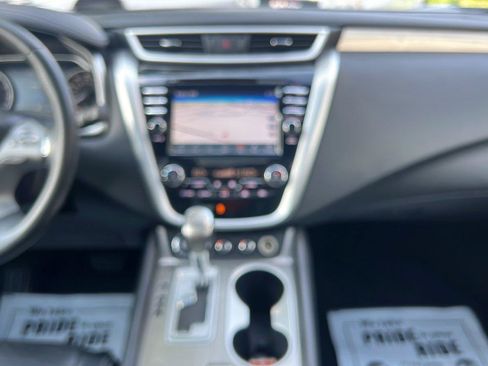 Used 2016 Nissan Murano Platinum w/ Platinum Technology Package FWD image 6