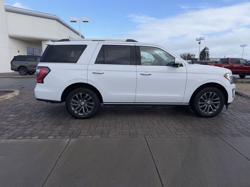 Used 2021 Ford Expedition Limited image 2