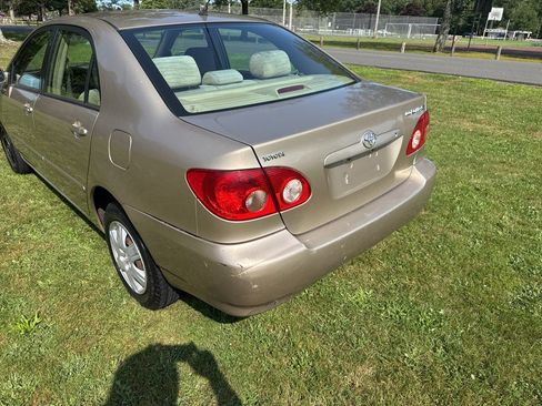 Used 2005 Toyota Corolla LE w/ Audio Value Pkg FWD image 20