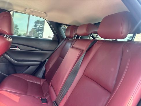 Used 2023 MAZDA CX-30 AWD 2.5 S w/ Preferred Package image 4