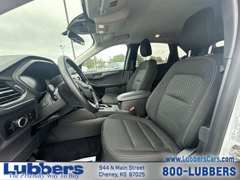 Used 2026 Ford Escape Active w/ Cold Weather Package AWD/4WD image 11