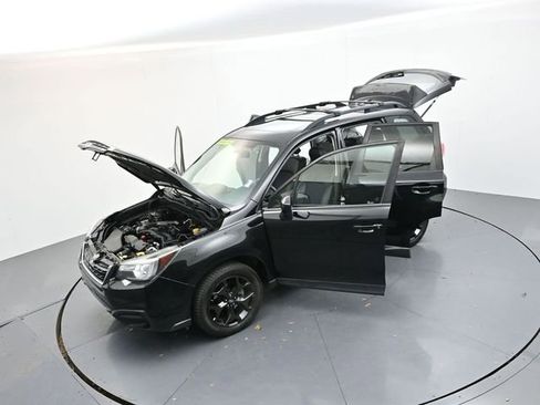 Used 2018 Subaru Forester 2.5i Premium image 34