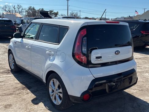 Used 2016 Kia Soul + w/ Primo Package image 3