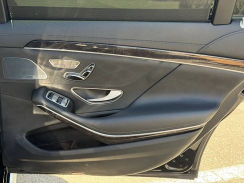 Used 2016 Mercedes-Benz S 63 AMG 4MATIC Sedan image 19