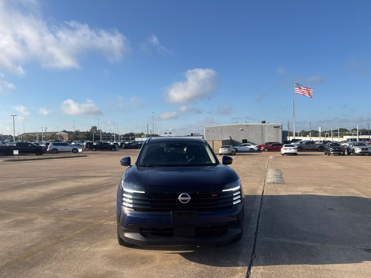 Certified 2025 Nissan Kicks SR FWD image 8