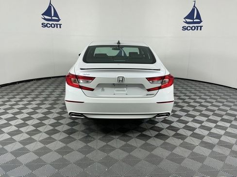 Used 2022 Honda Accord Sport image 5