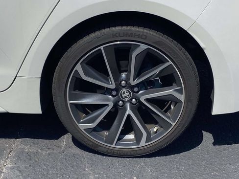 Used 2020 Toyota Corolla LE FWD image 10